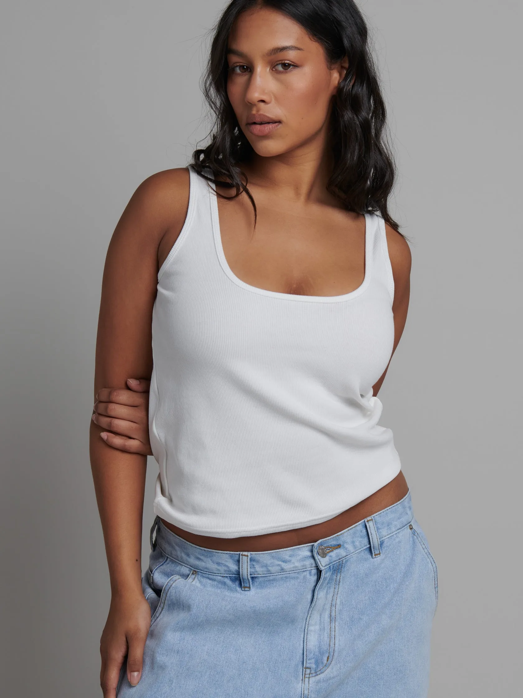 BAYSE BRAND Womens Jordy Tank - White