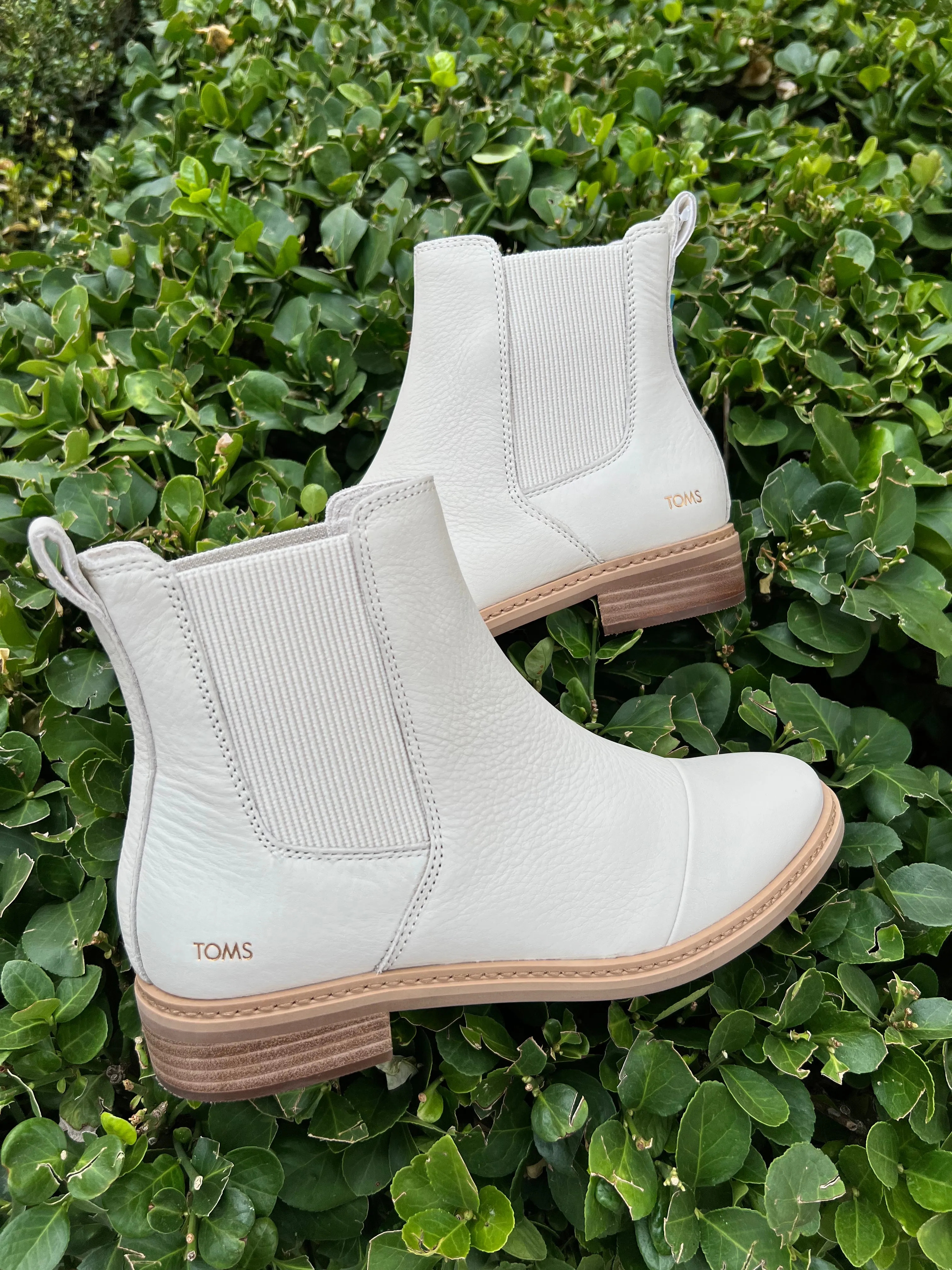 Charlie, light sand leather