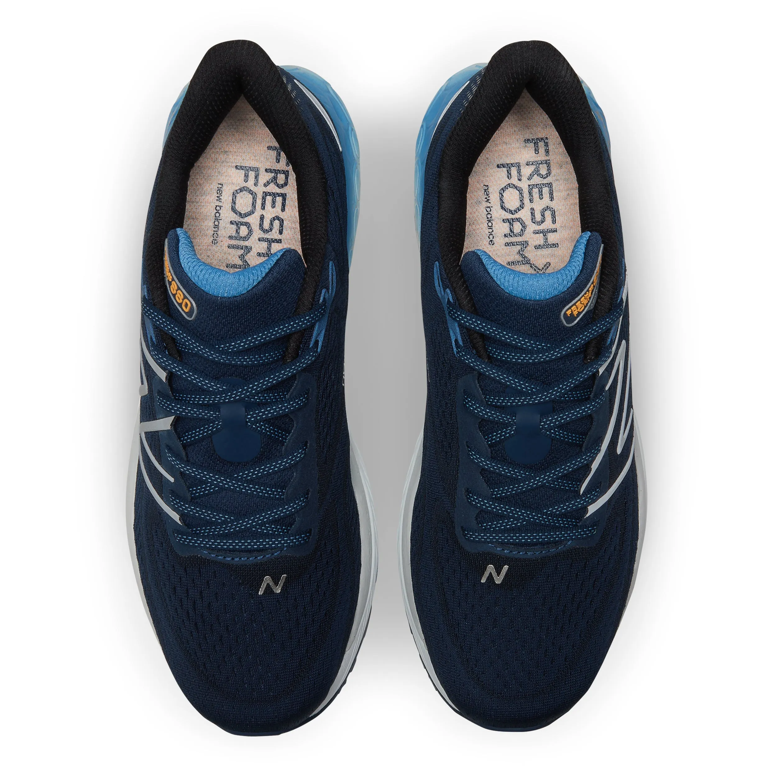 NEW BALANCE M880N13