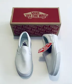 Shoes Athletic By Vans In White, Size: 6