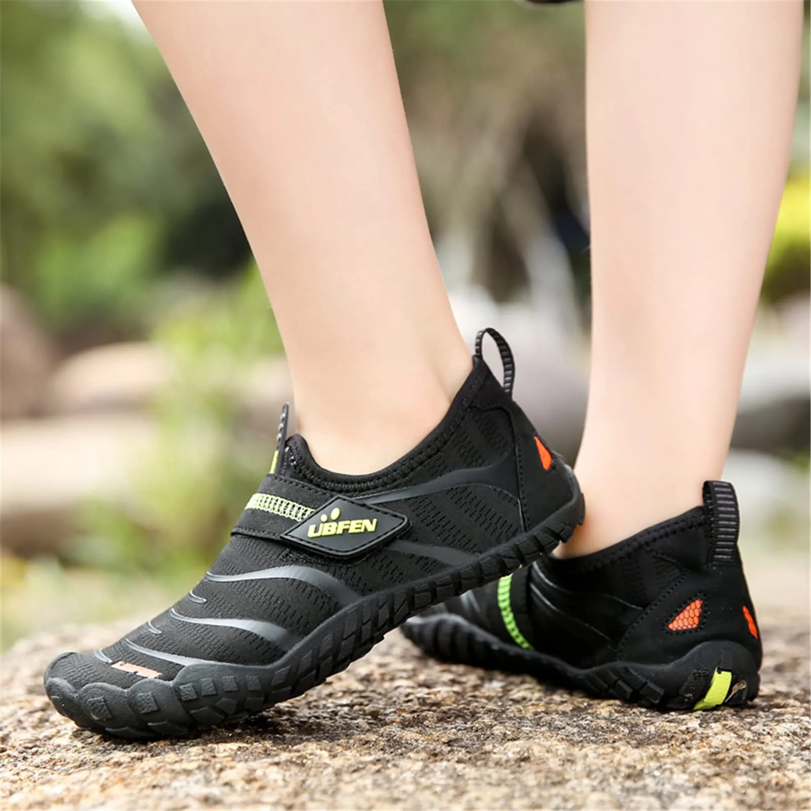 UBFEN Water Shoes for Kids Boys Girls Aqua Socks Barefoot Beach Sports Swim Pool Quick Dry Lightweight Toddler Little Big Kid A Black Green 8 Big Kid