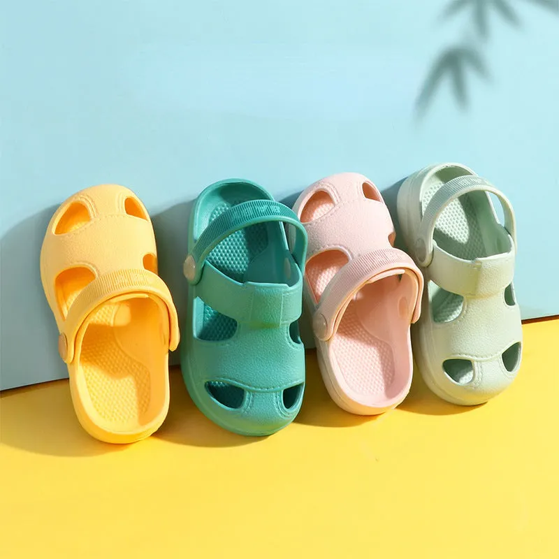 Wholesale children's cave shoes soft-soled beach shoes cartoon sandals and slippers JDC-SD-WanL003