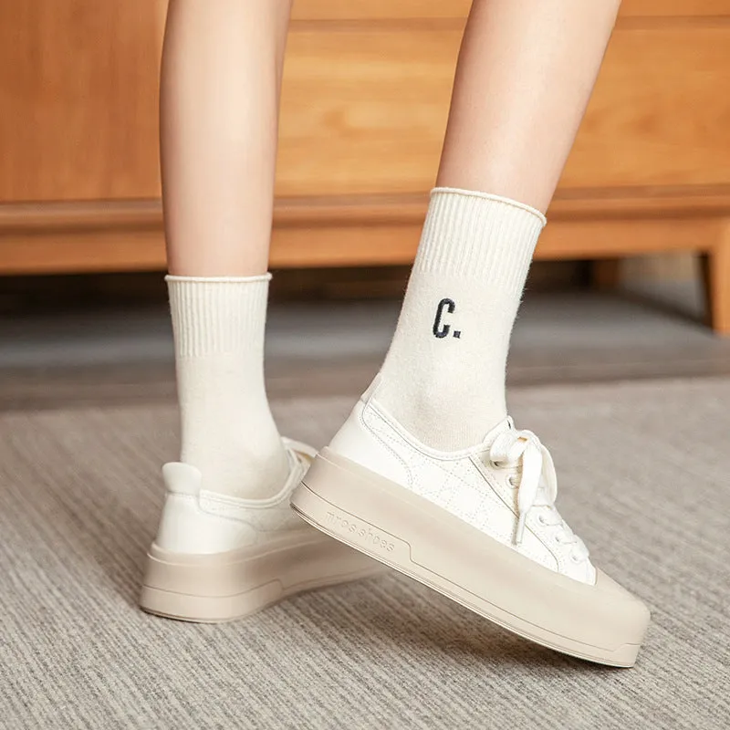 Women Retro Leather Flat Thick Soled Casual Shoes